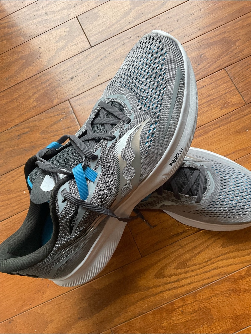 🔥 Saucony Ride 15 Men's Running Shoes - Size 12 🔥